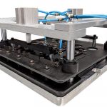 plastic apron punch mold